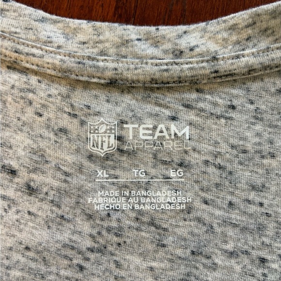 The Official NFL Team Appeal San Francisco 49ers  V Neck T-shirt Size XL Grey - Picture 9 of 10